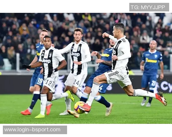 尤文图斯与巴塞罗那巅峰对决CCTV5直播精彩瞬间回顾